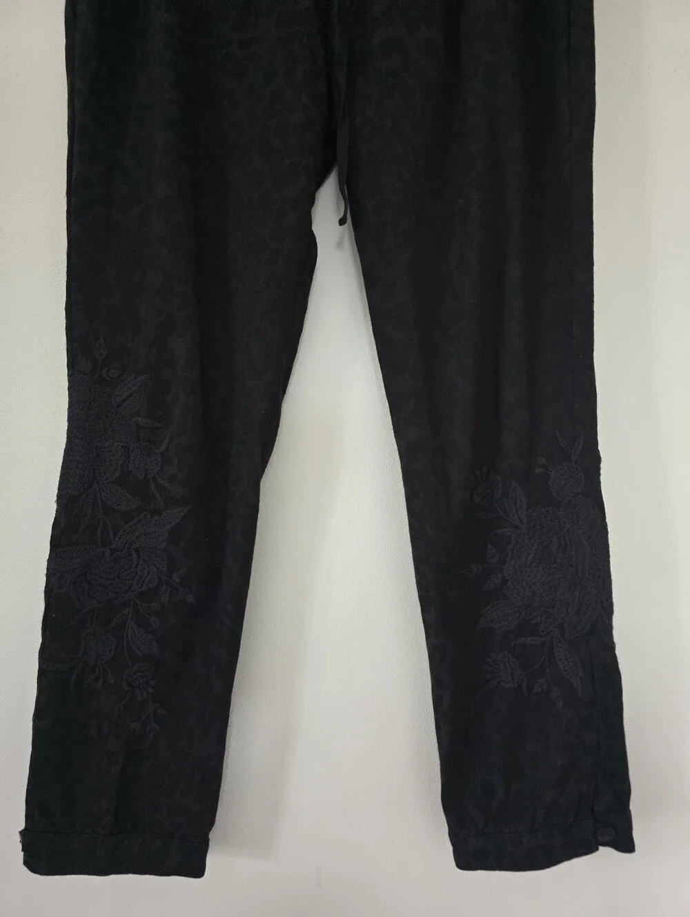Johnny Was tonal embroidered jacquard joggers Black Size XS
